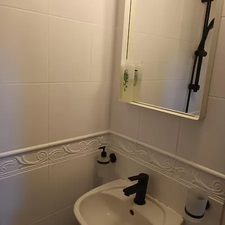 Mere Pst Apartement شقة